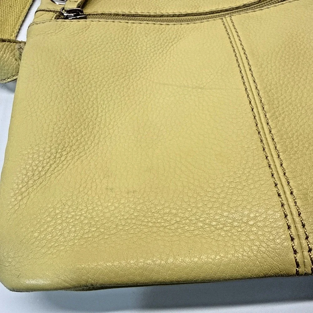 Fossil Sutter Leather Crossbody Bag Shoulder Purse‎ Messenger Pale Yellow Y2K